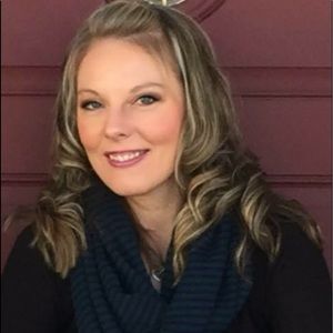 Meet your Posher, Missy